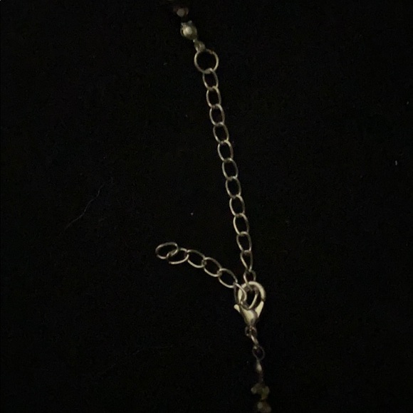 Black reflective stone necklace - Picture 3 of 3